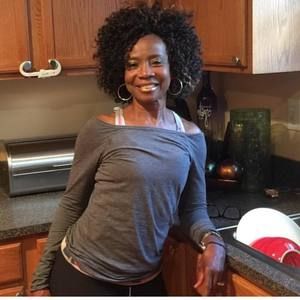 Meet your Posher, Gloria